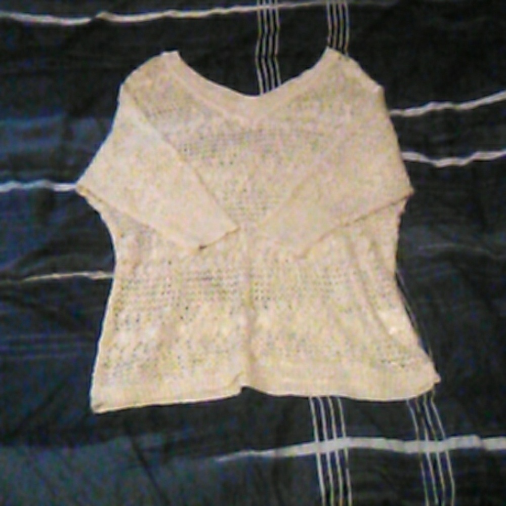 Womens 3/4 sleeve sweater